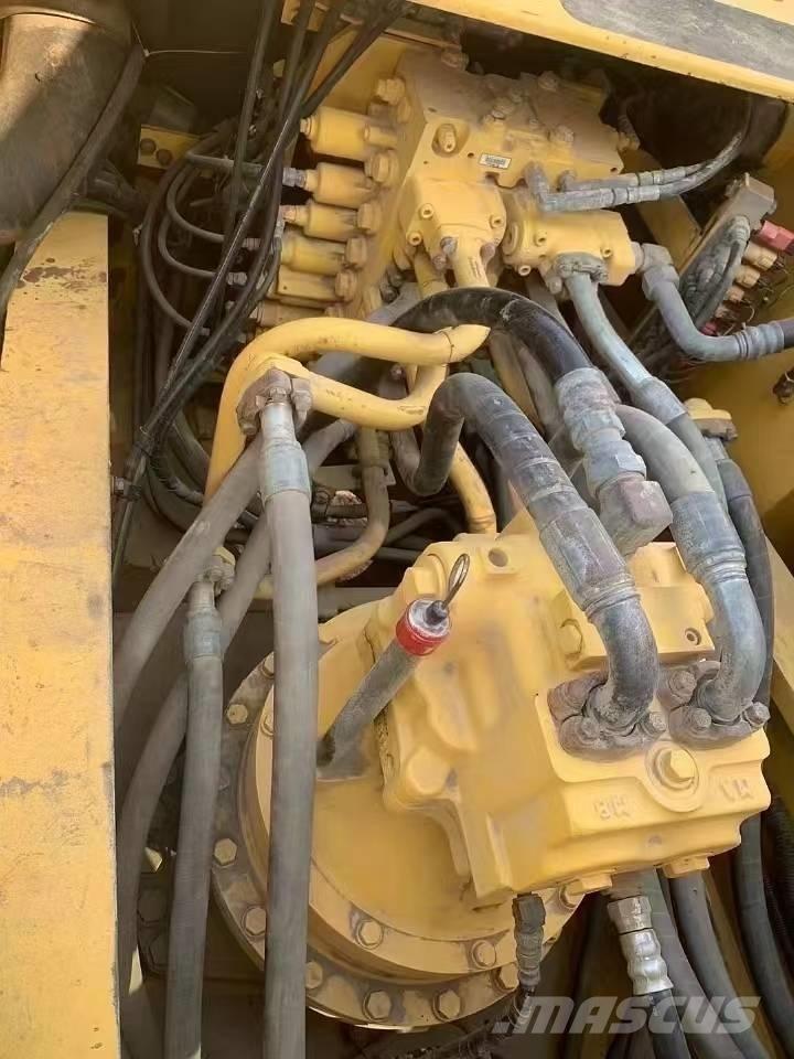 Komatsu PC 360 Bageri guseničari
