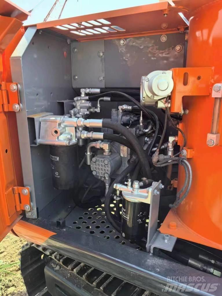 Hitachi ZX 120 Bageri guseničari