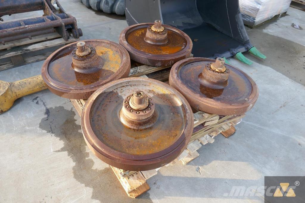 CAT 323-1170 Gume, točkovi i felne