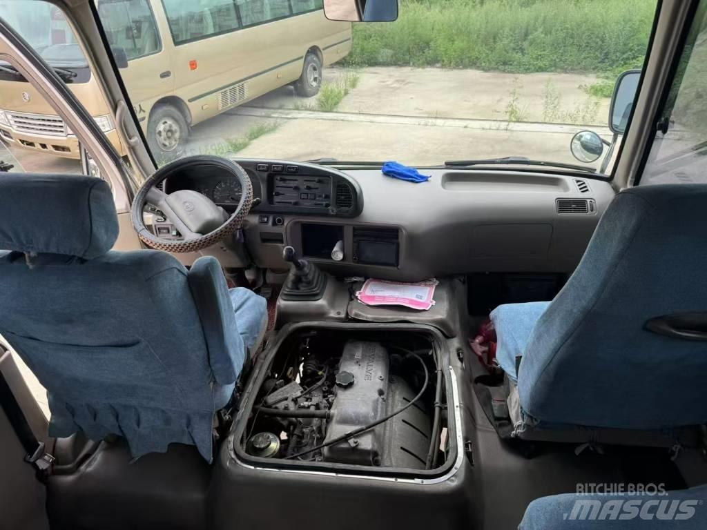 Toyota Coaster Međugradski autobusi