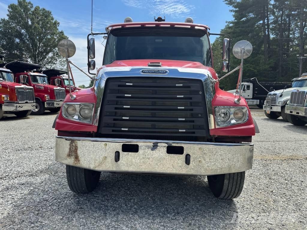 Freightliner 114 SD Kiperi kamioni