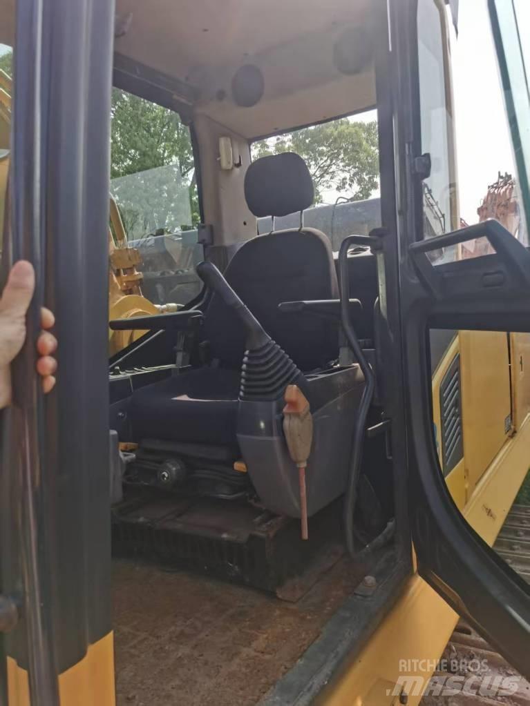 Komatsu PC 400-7 Bageri guseničari