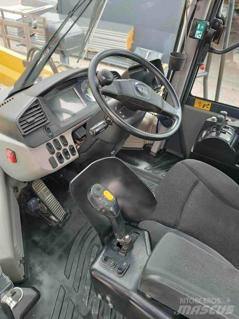 Komatsu WA 500 Utovarivači na točkove