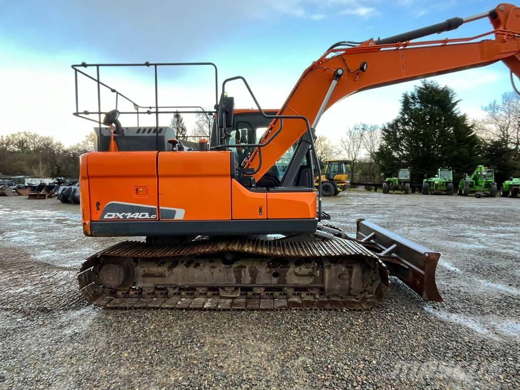 Doosan DX 140 LC-5 Crawler excavators
