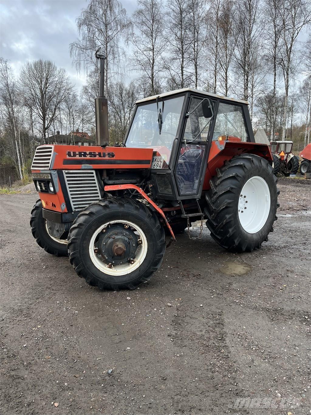 Ursus c-385 Traktori