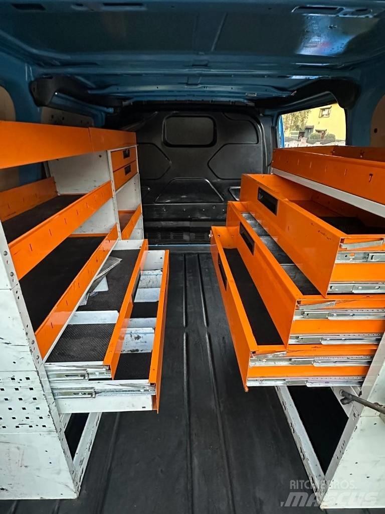 Ford Custom Dostavna vozila / kombiji