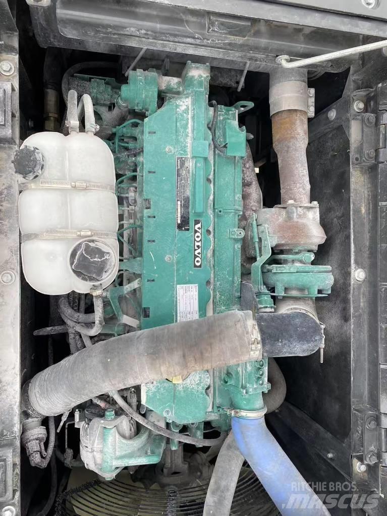 Volvo 240D Bageri guseničari