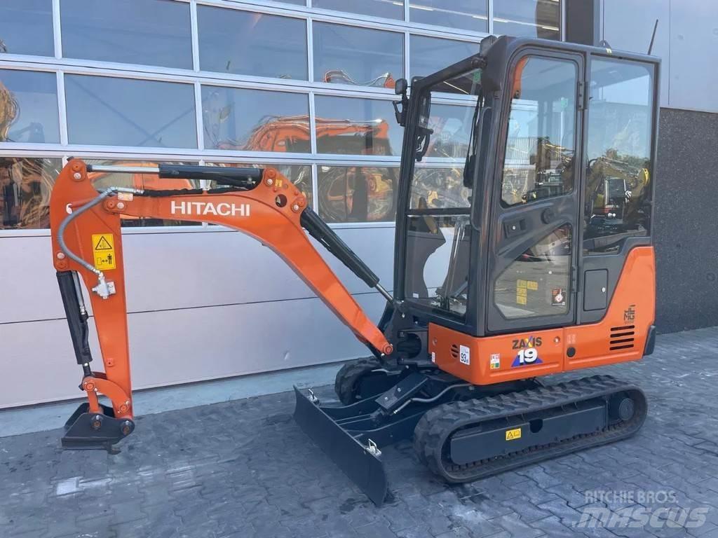 Hitachi ZX19-6 Mini bageri < 7t