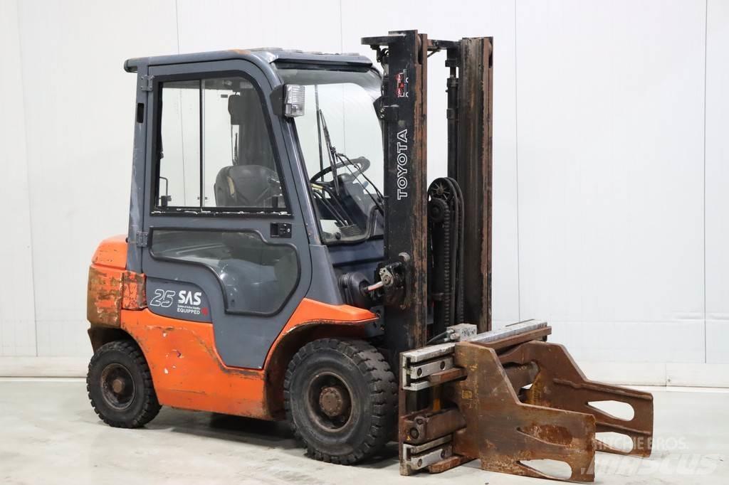 Toyota 62-7FDF25 Dizelski viljuškari