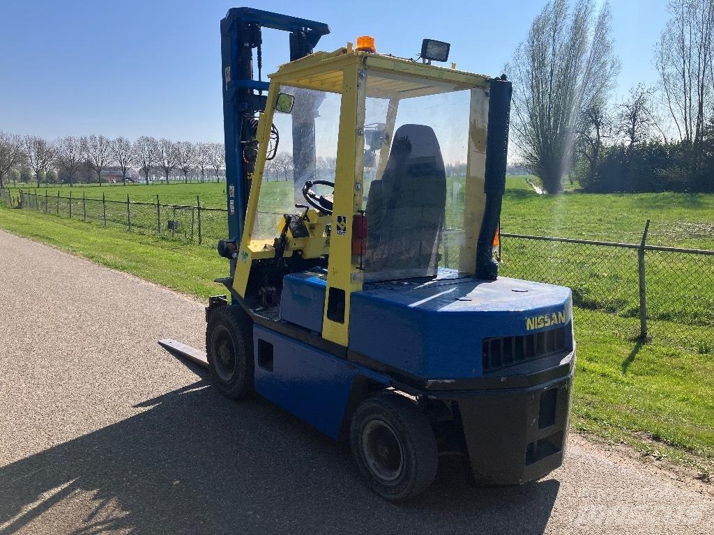 Nissan Heftruck Dizelski viljuškari