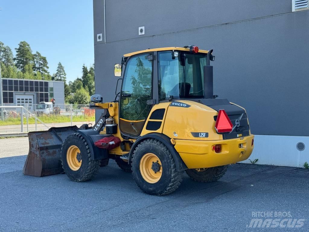 Volvo L 25 F Utovarivači na točkove