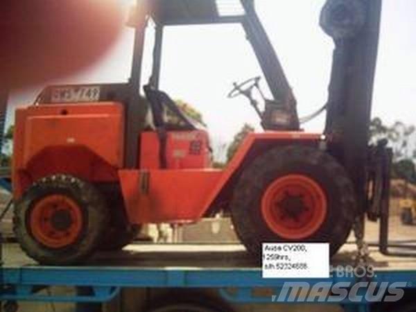 Ausa CV200 Vanterenski viljuškar