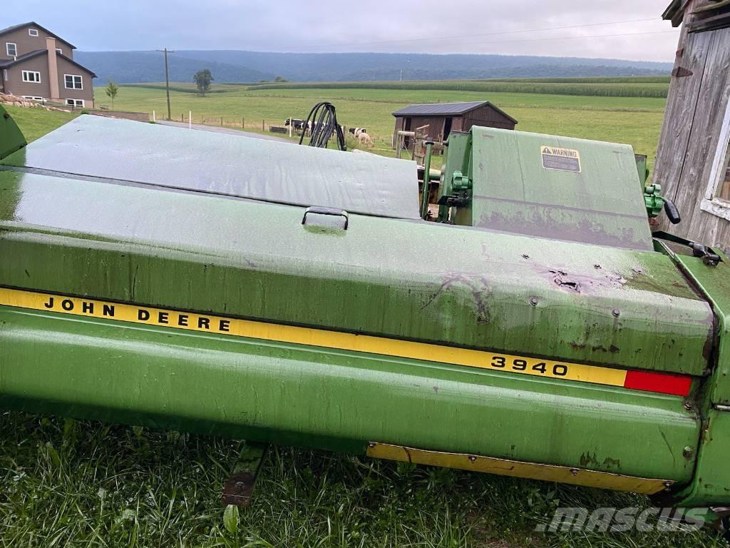 John Deere 3940 Kombajni za stočnu hranu