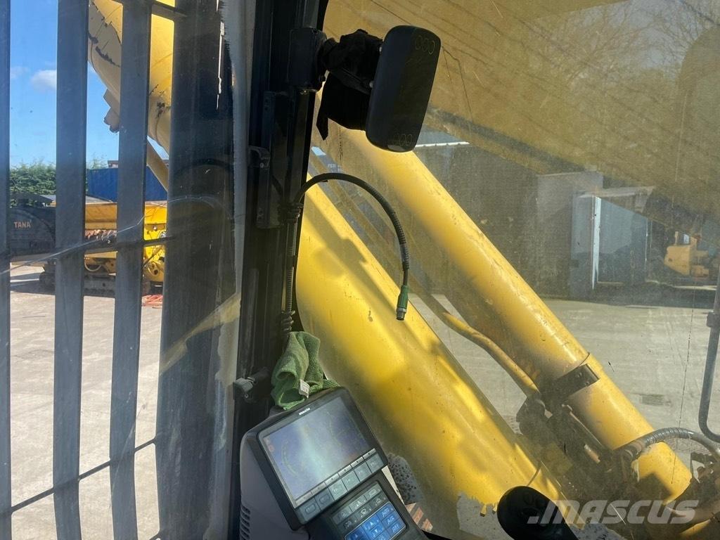 Komatsu PC490LC -10 Bageri guseničari
