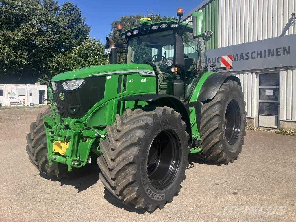 John Deere 6R250 Traktori