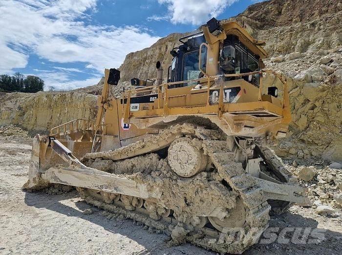 CAT D8T Buldožeri guseničari
