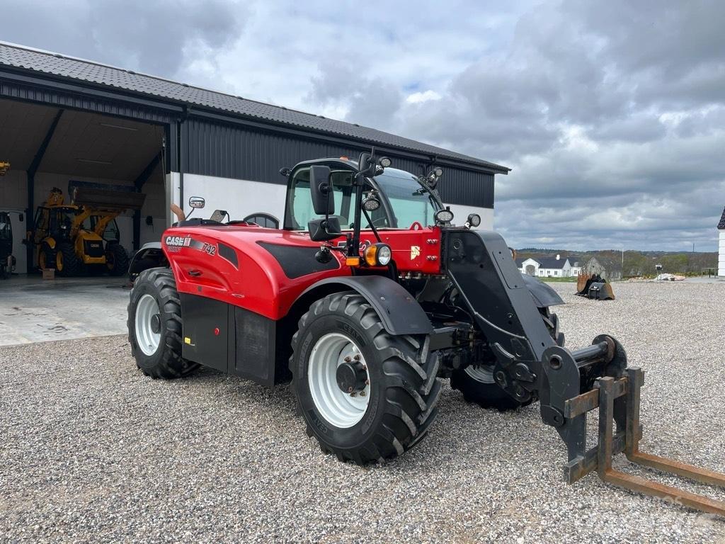 Case IH Farmlift 742 Teleskopski viljuškari