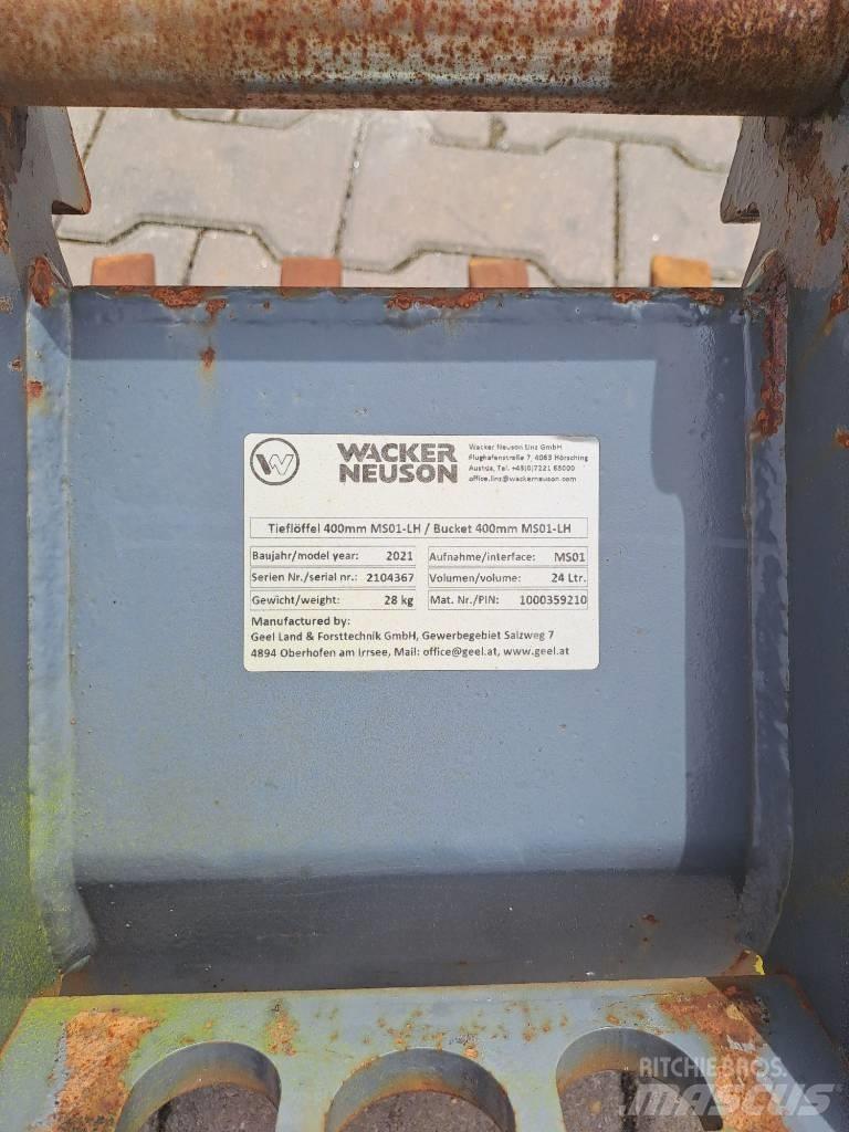 Wacker Neuson 803 Bageri guseničari