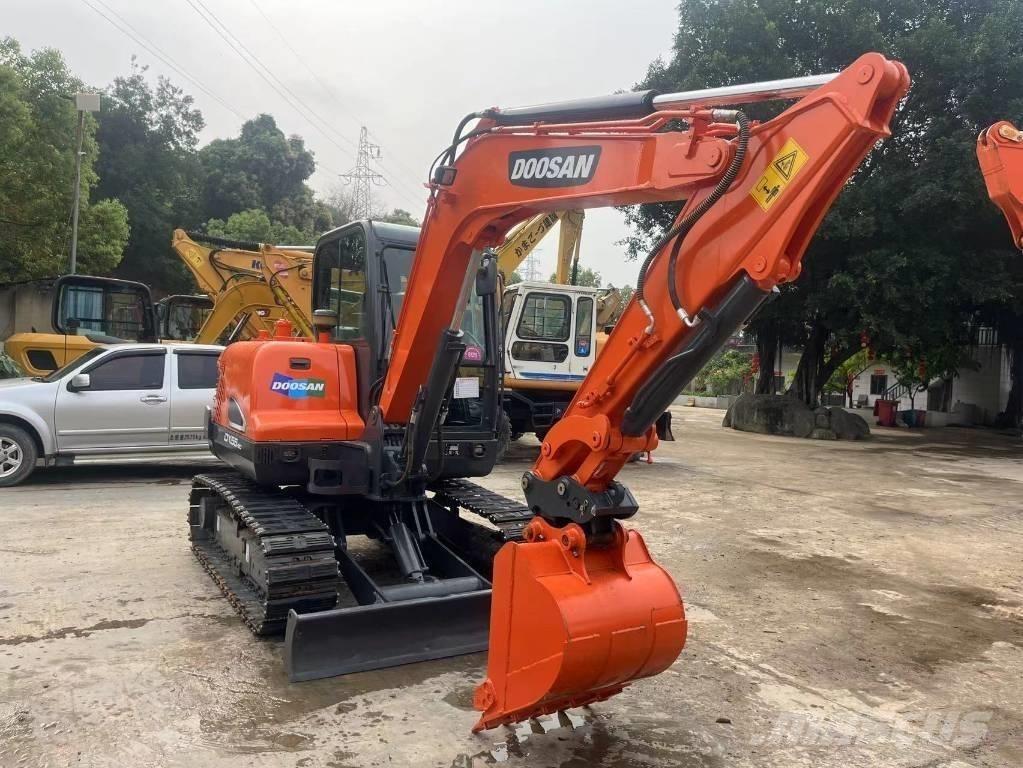 Doosan DX55-9C Mini bageri < 7t