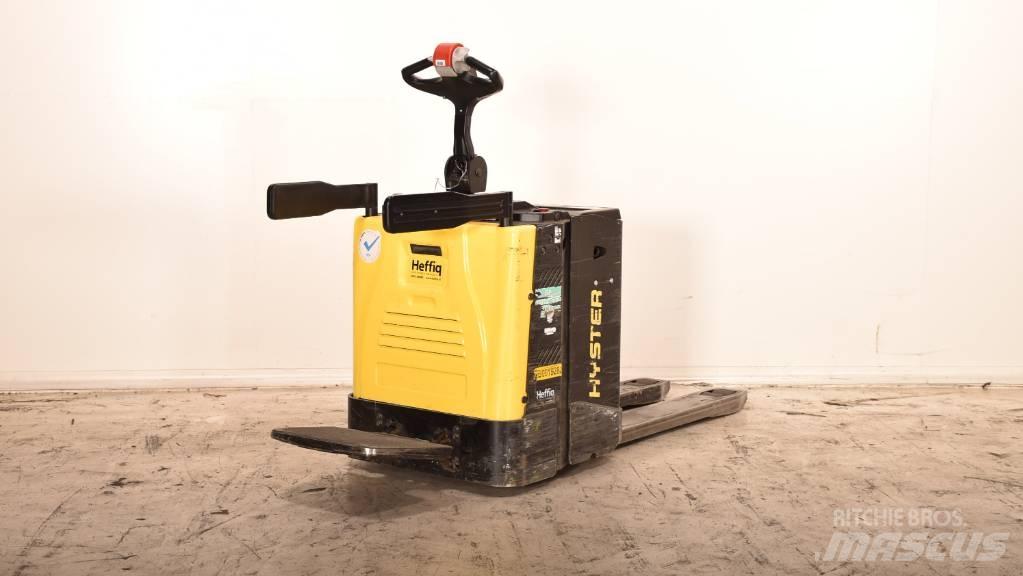Hyster P 2.0 S Nisko podizni električni viljuškar sa stajalištom