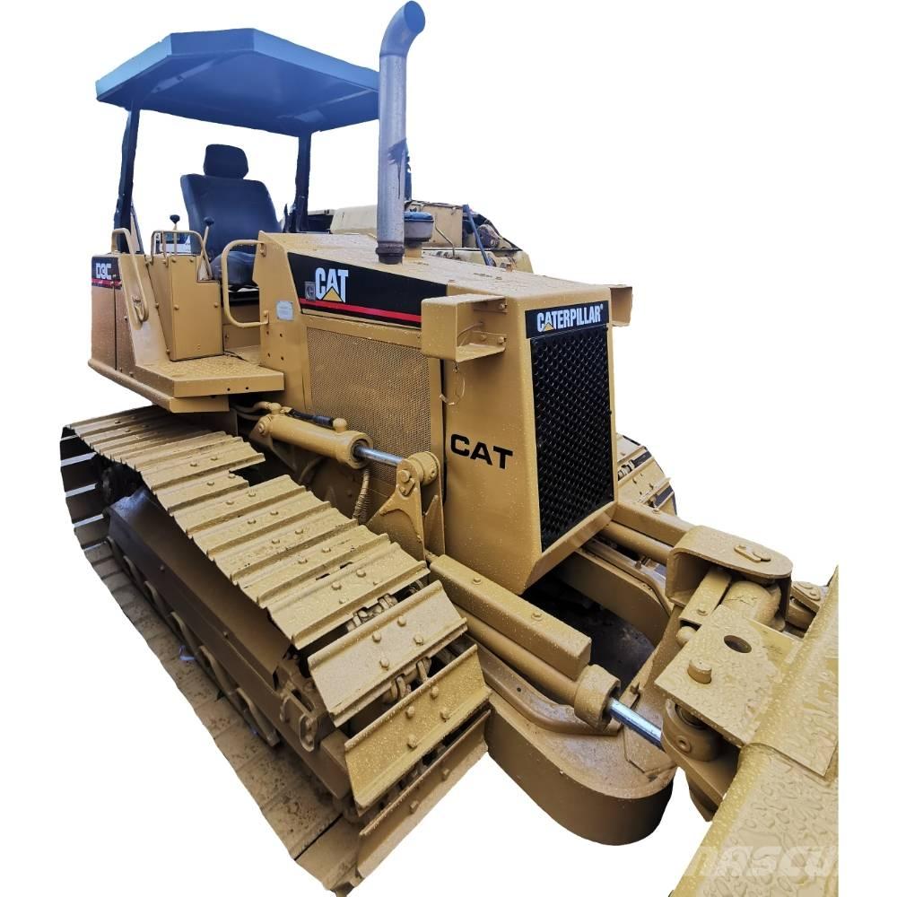 CAT D3C Buldožeri guseničari