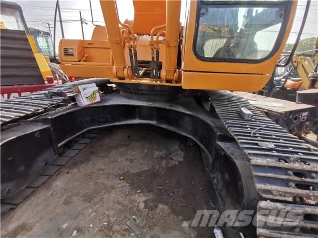 Hyundai 340 Bageri guseničari