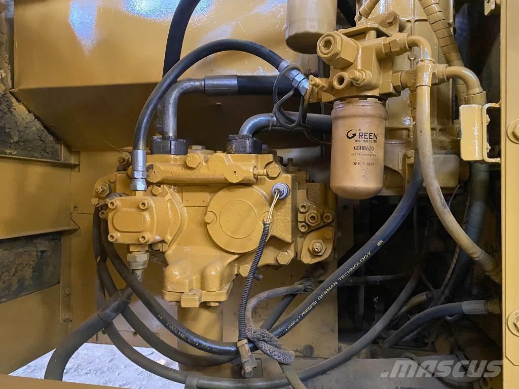 CAT 320 C Bageri guseničari