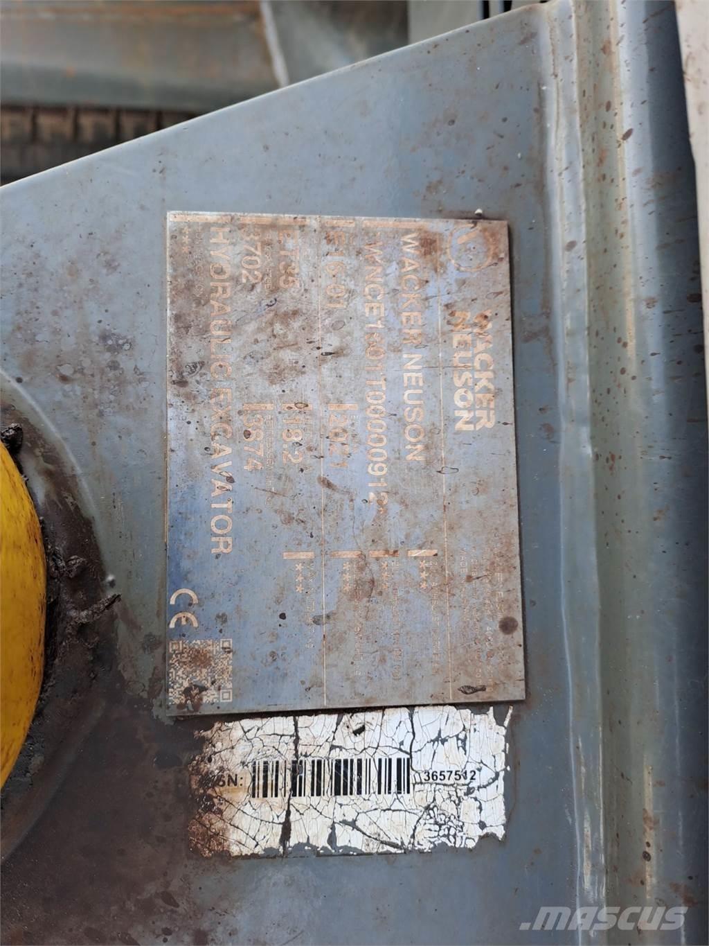 Wacker Neuson ET35 Bageri guseničari