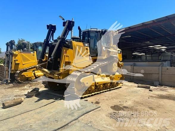 CAT D8T Buldožeri guseničari