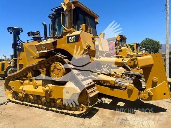 CAT D8T Buldožeri guseničari