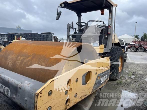Volvo SD115B Valjci sa jednim bubnjem