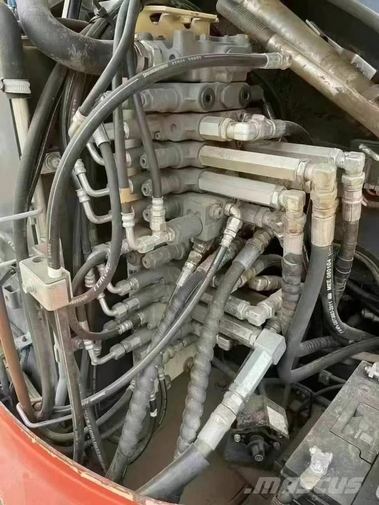 Kubota 165 Bageri guseničari
