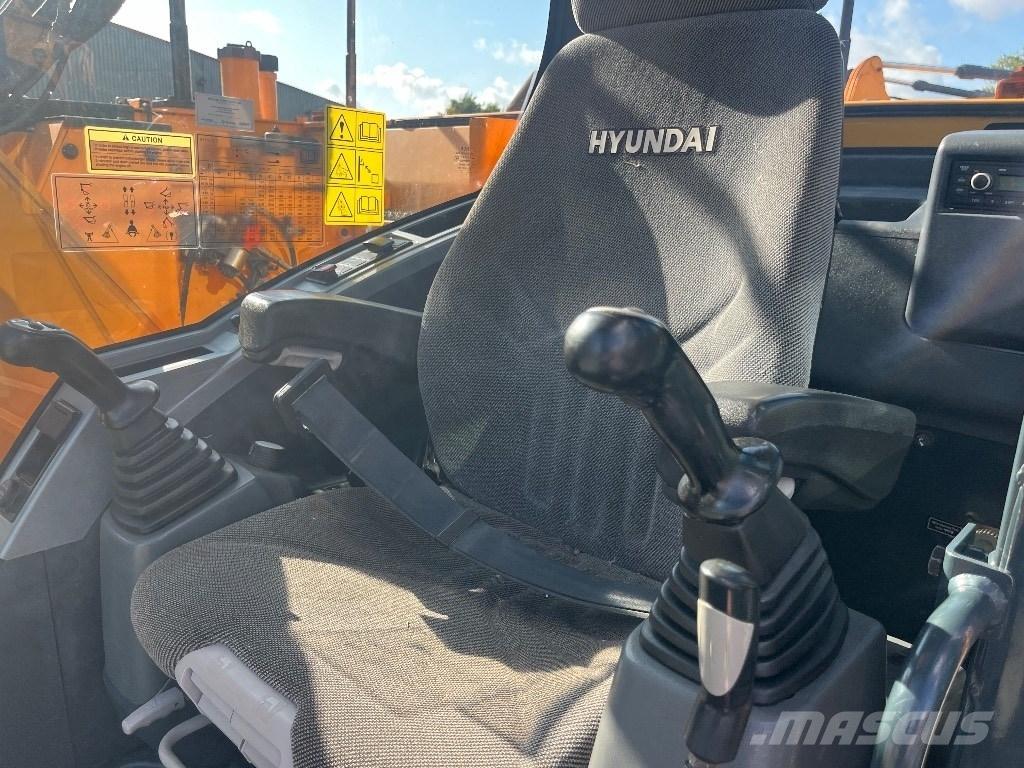 Hyundai HX130LCR Bageri guseničari