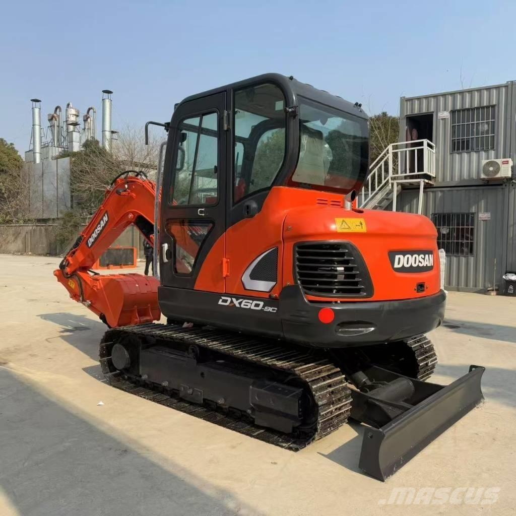 Doosan DX 60-9 C Mini bageri < 7t