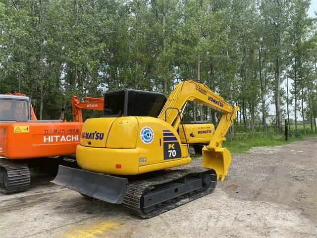 Komatsu pc70-8 Bageri guseničari