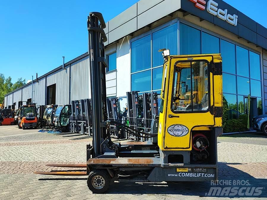 Combilift C4000 Viljuškari sa 4-stranskim dohvatom