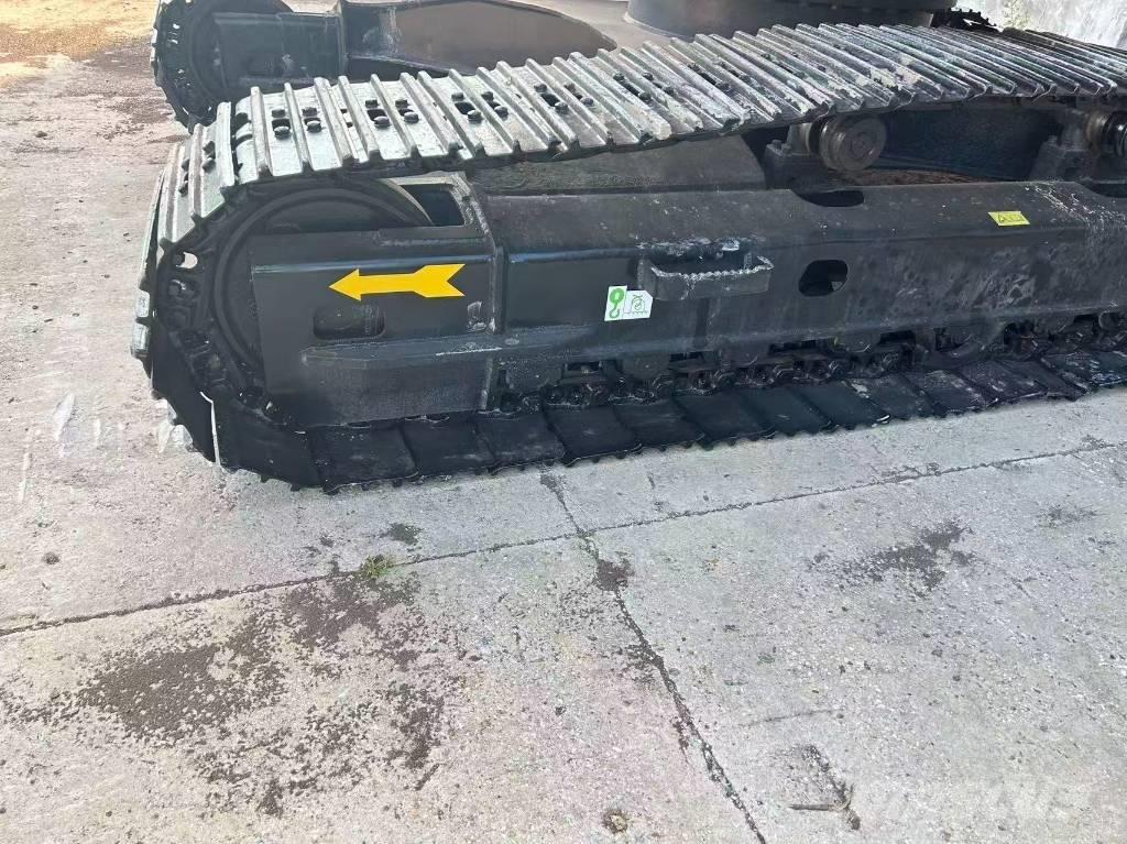 Doosan 225 Bageri guseničari