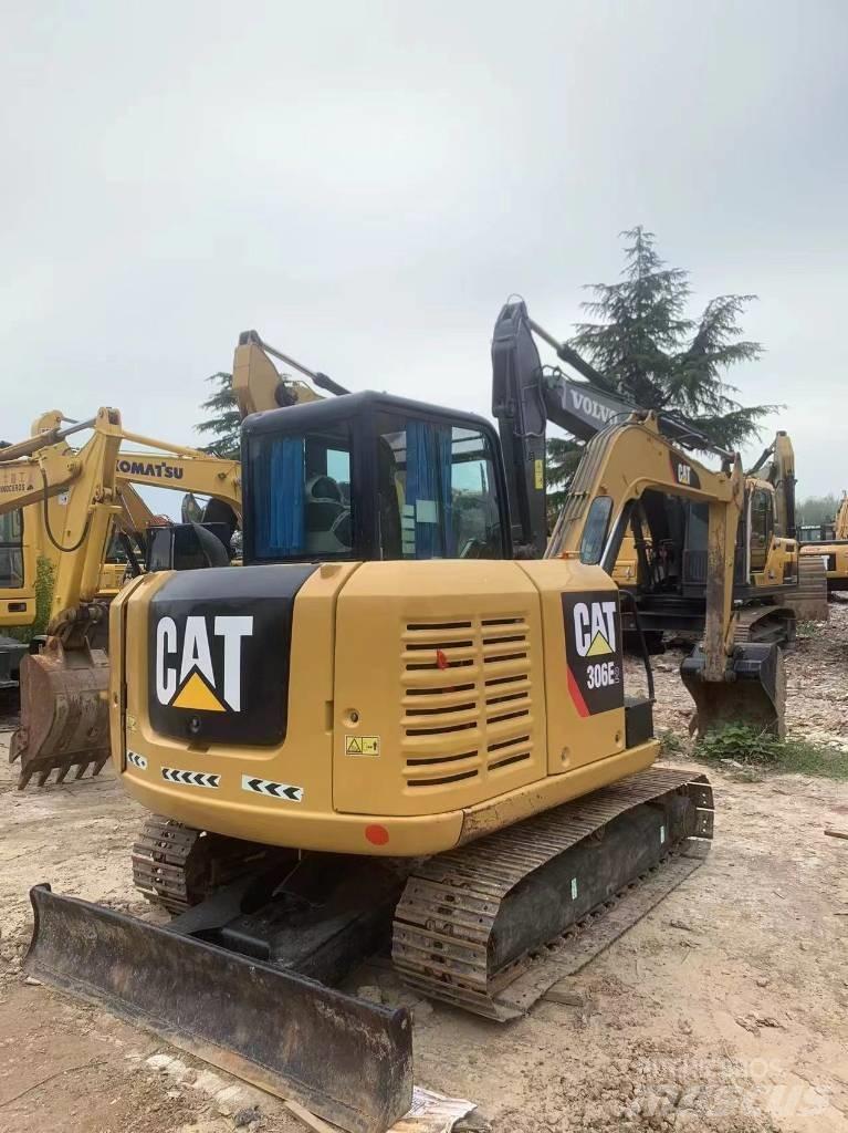 CAT 306E2 Bageri guseničari