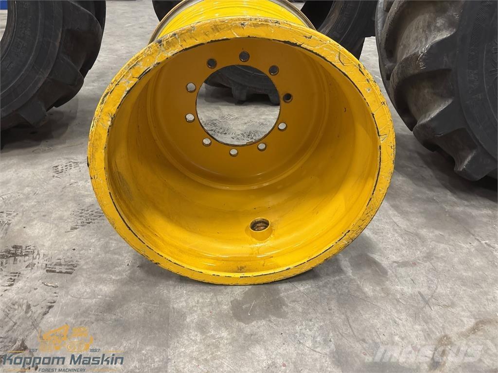 Rottne H8 24x26,5 Gume, točkovi i felne