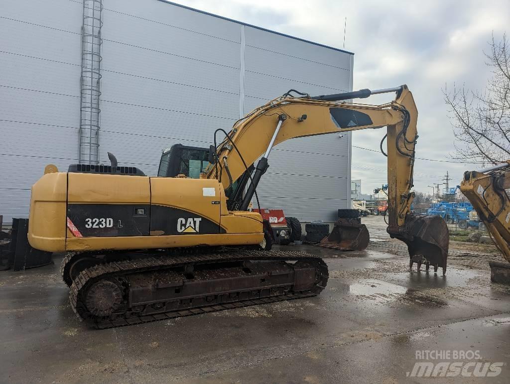 CAT 323 D Bageri guseničari