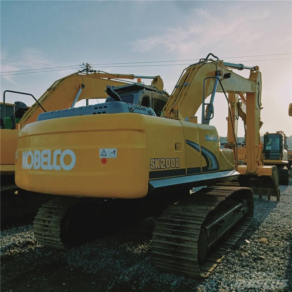 Kobelco SK200-8 Bageri guseničari