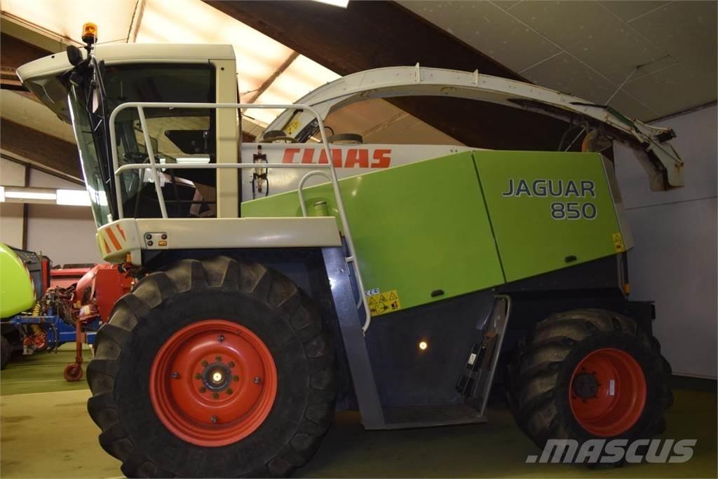 CLAAS Jaguar 850 Mašine za stočnu hranu sa sopstvenim pogonom