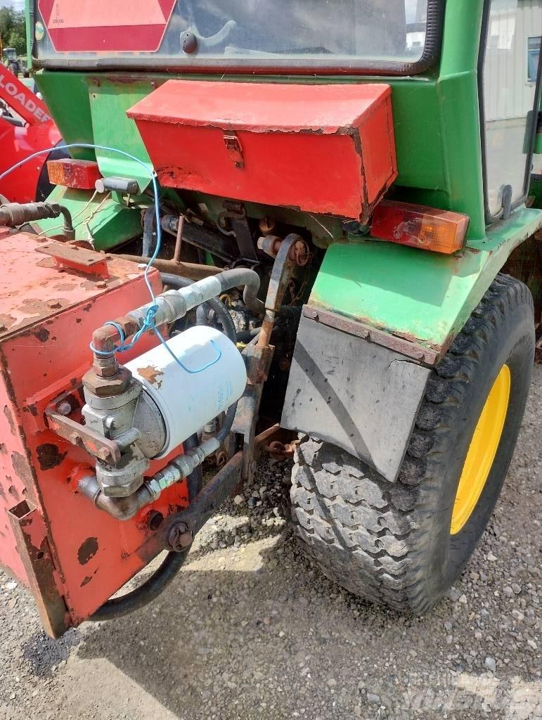 John Deere 955 Manji traktori