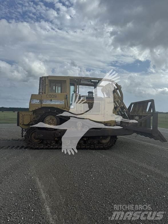 CAT D8R Buldožeri guseničari