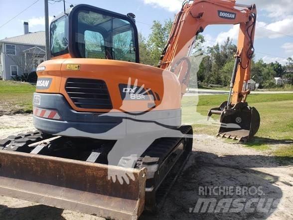 Doosan DX85R-3 Bageri guseničari