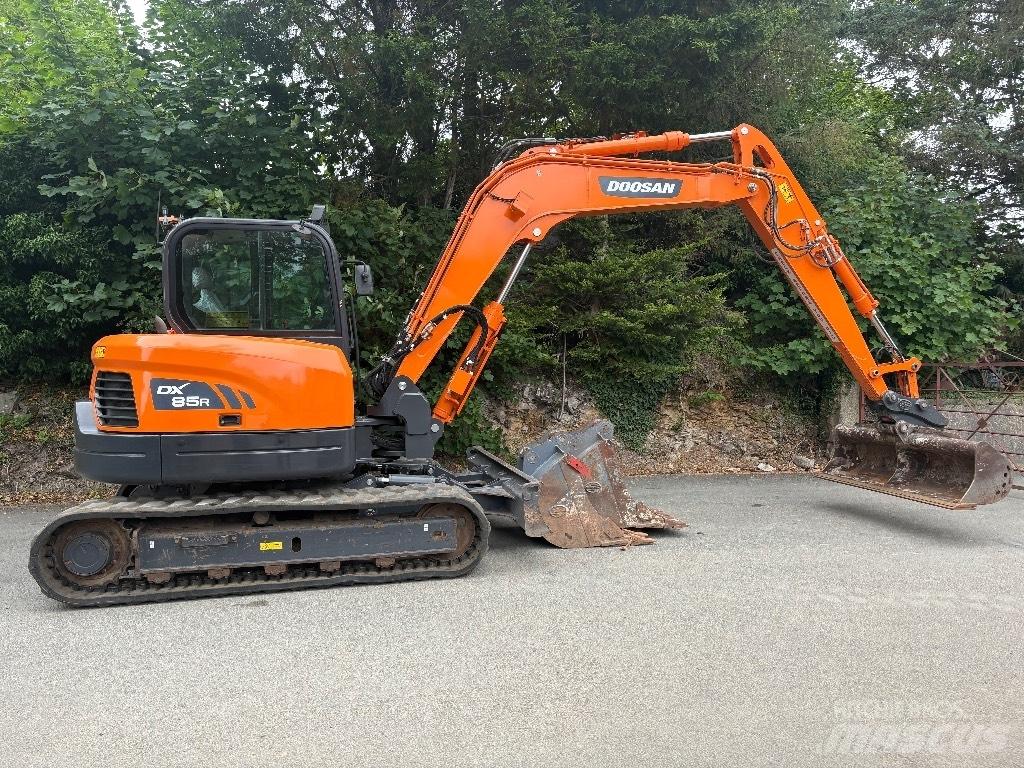 Doosan DX 85 R Midi bageri 7t – 12t