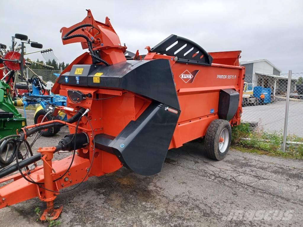 Kuhn Primor 5570 M Rezači za bale, oprema za rezanje i odvajanje bal