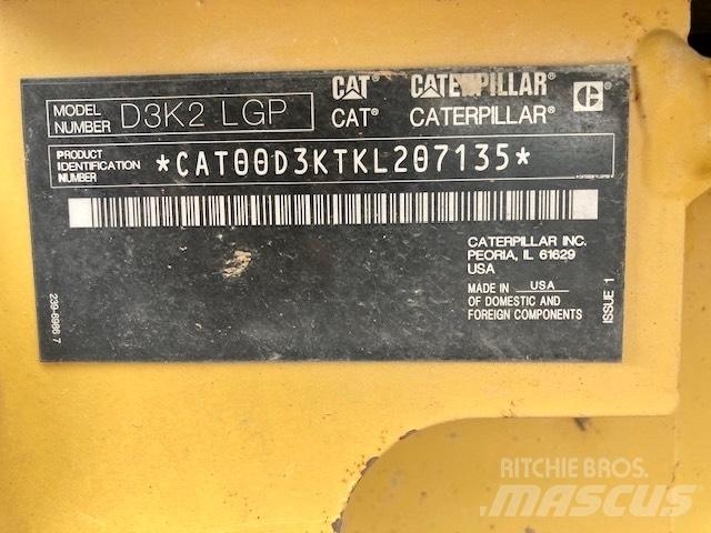 CAT D 3 K 2 LGP Buldožeri guseničari