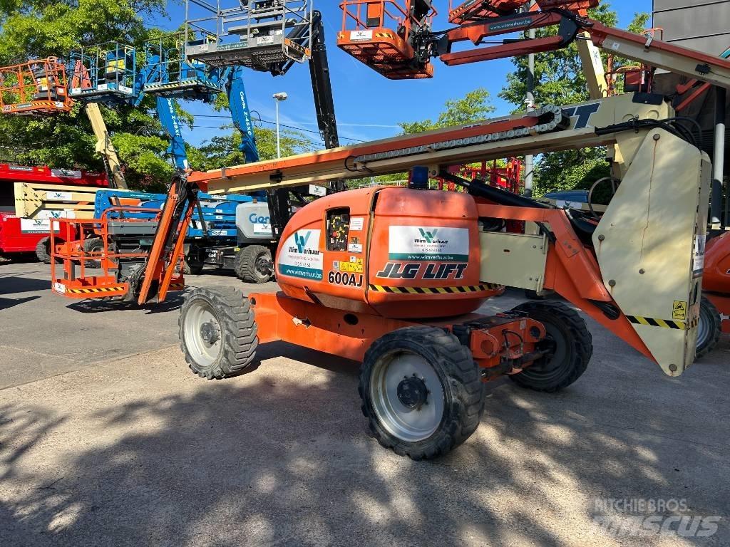 JLG 600 AJ Zglobne podizne platforme