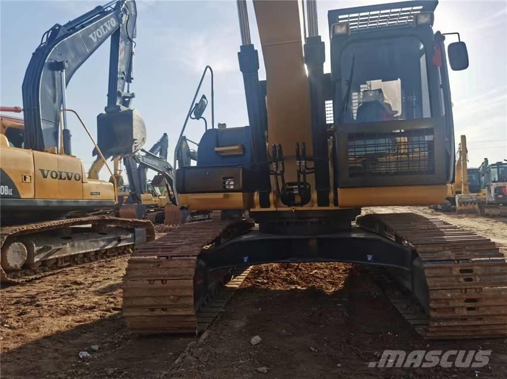 CAT 326D2 Bageri guseničari